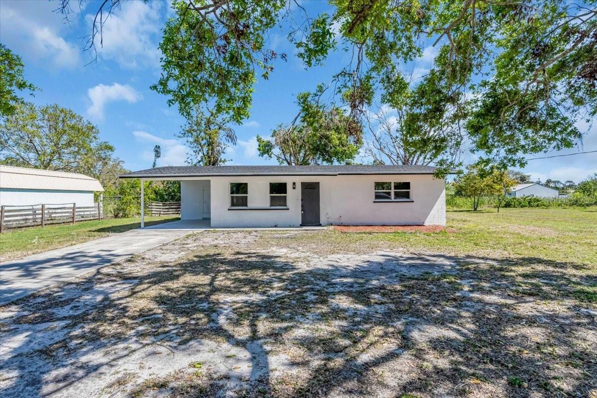 Photo one of 5417 1St St Bradenton FL 34203 | MLS O6287870