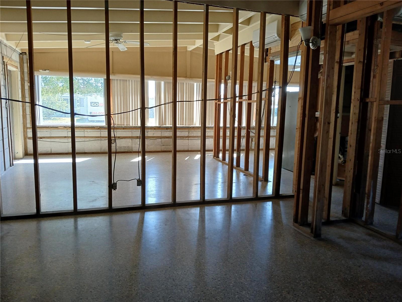 Photo #4
