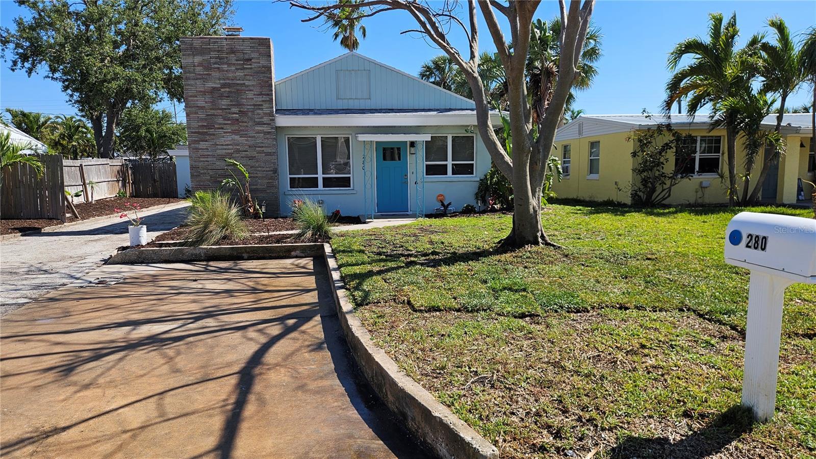 Photo one of 280 46Th Ave St Pete Beach FL 33706 | MLS O6300384