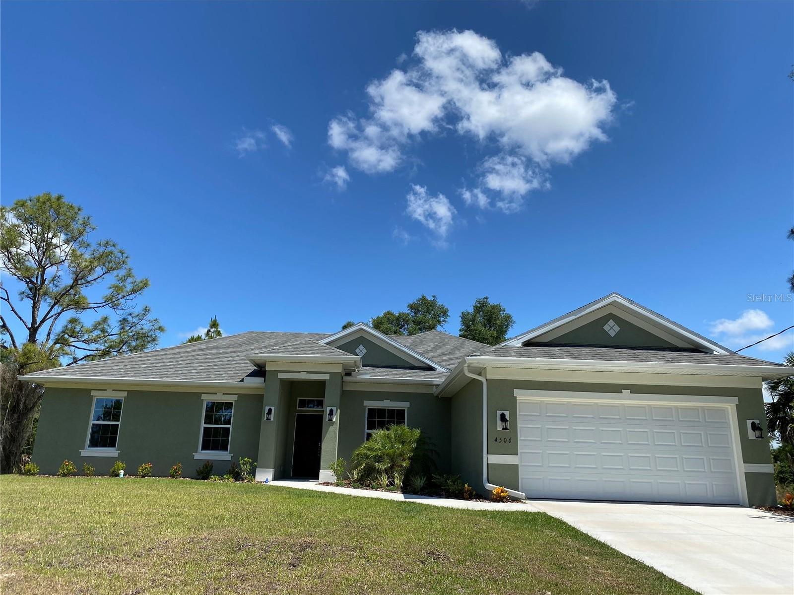 Photo one of 4506 Georgia Ave North Port FL 34288 | MLS OM677270