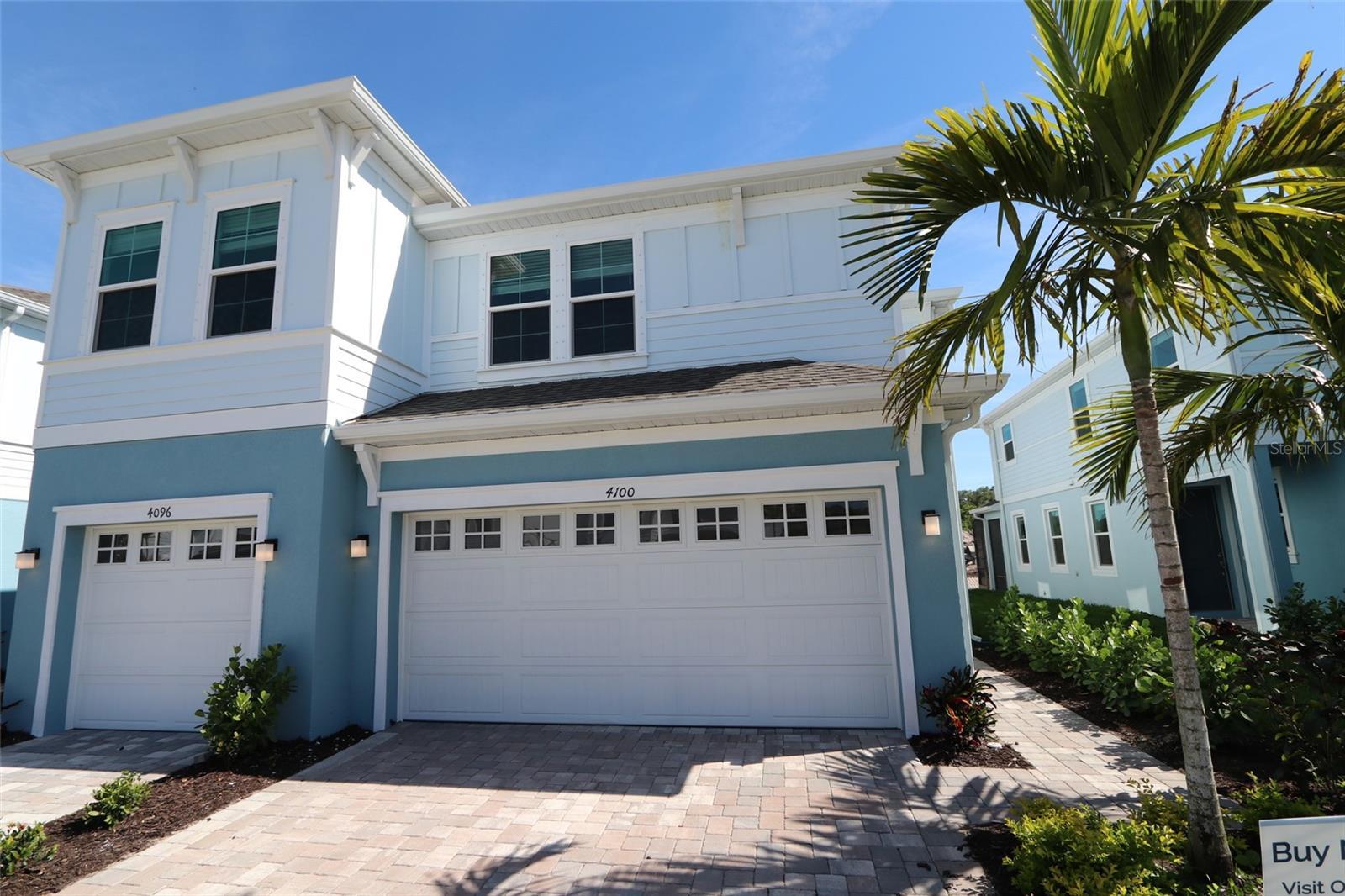 Photo one of 4100 Via Sienna Cir Sarasota FL 34243 | MLS R4907637