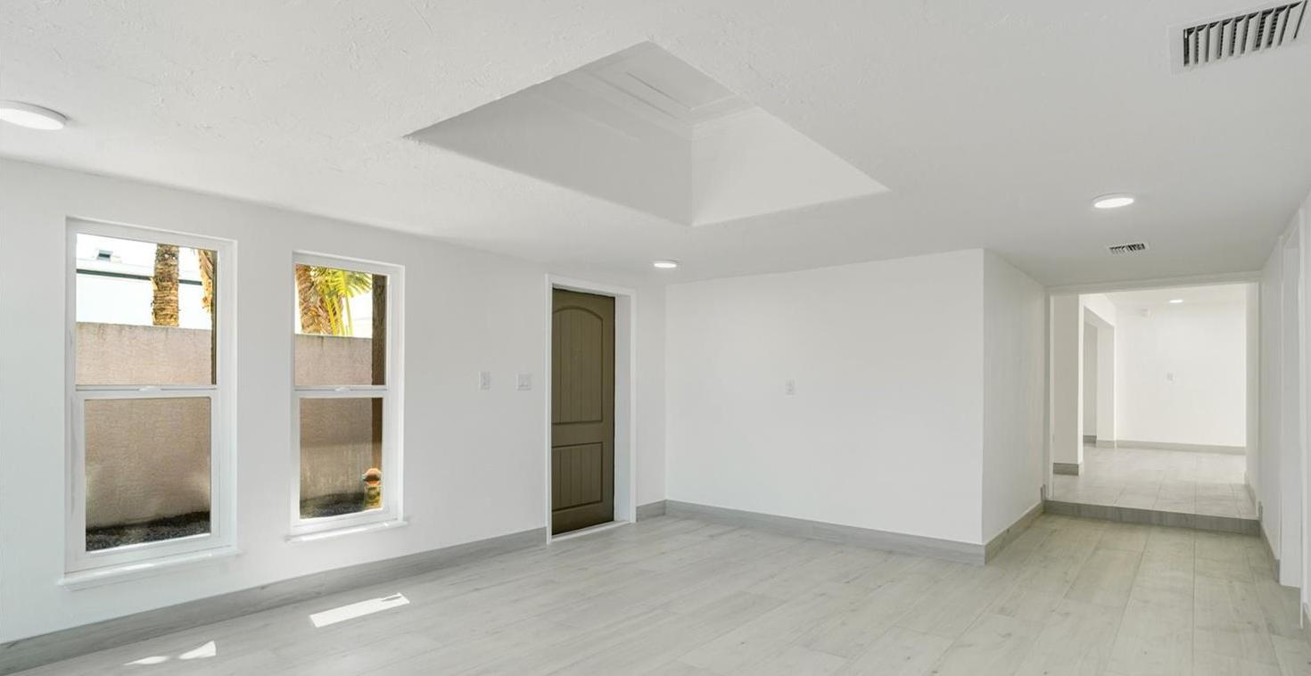 Photo #7