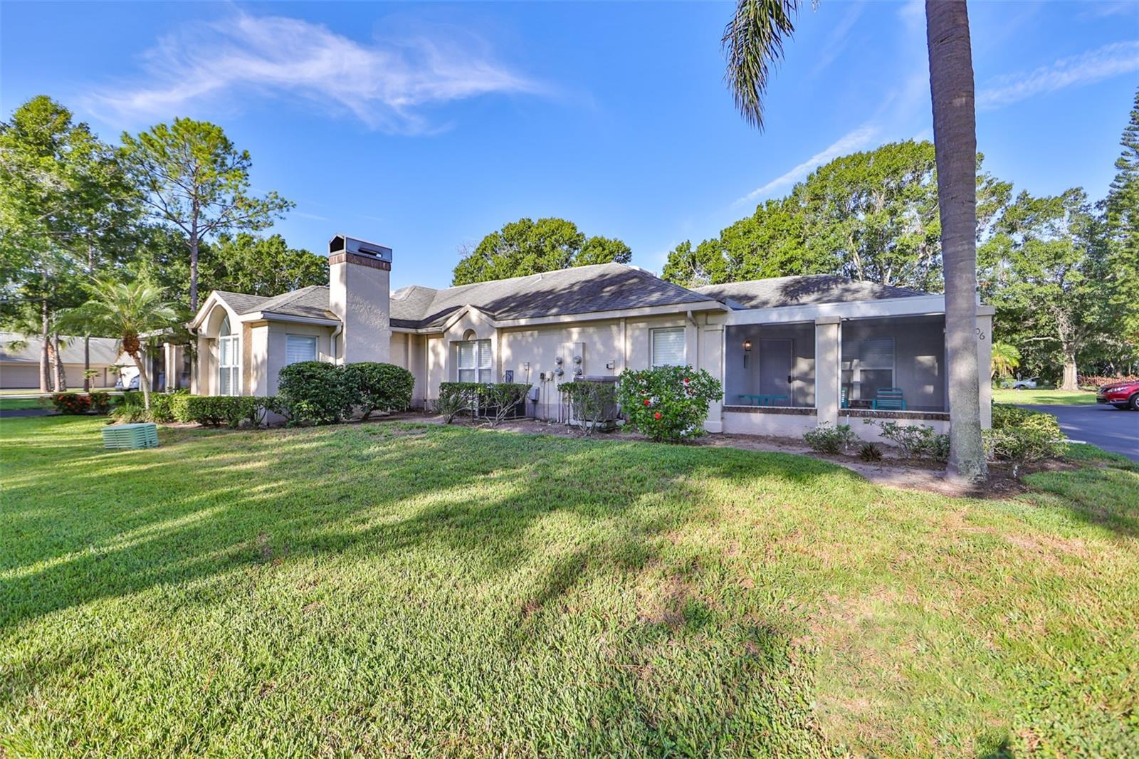 Photo one of 906 Golfview Woods Dr # 906 Ruskin FL 33573 | MLS T3464701