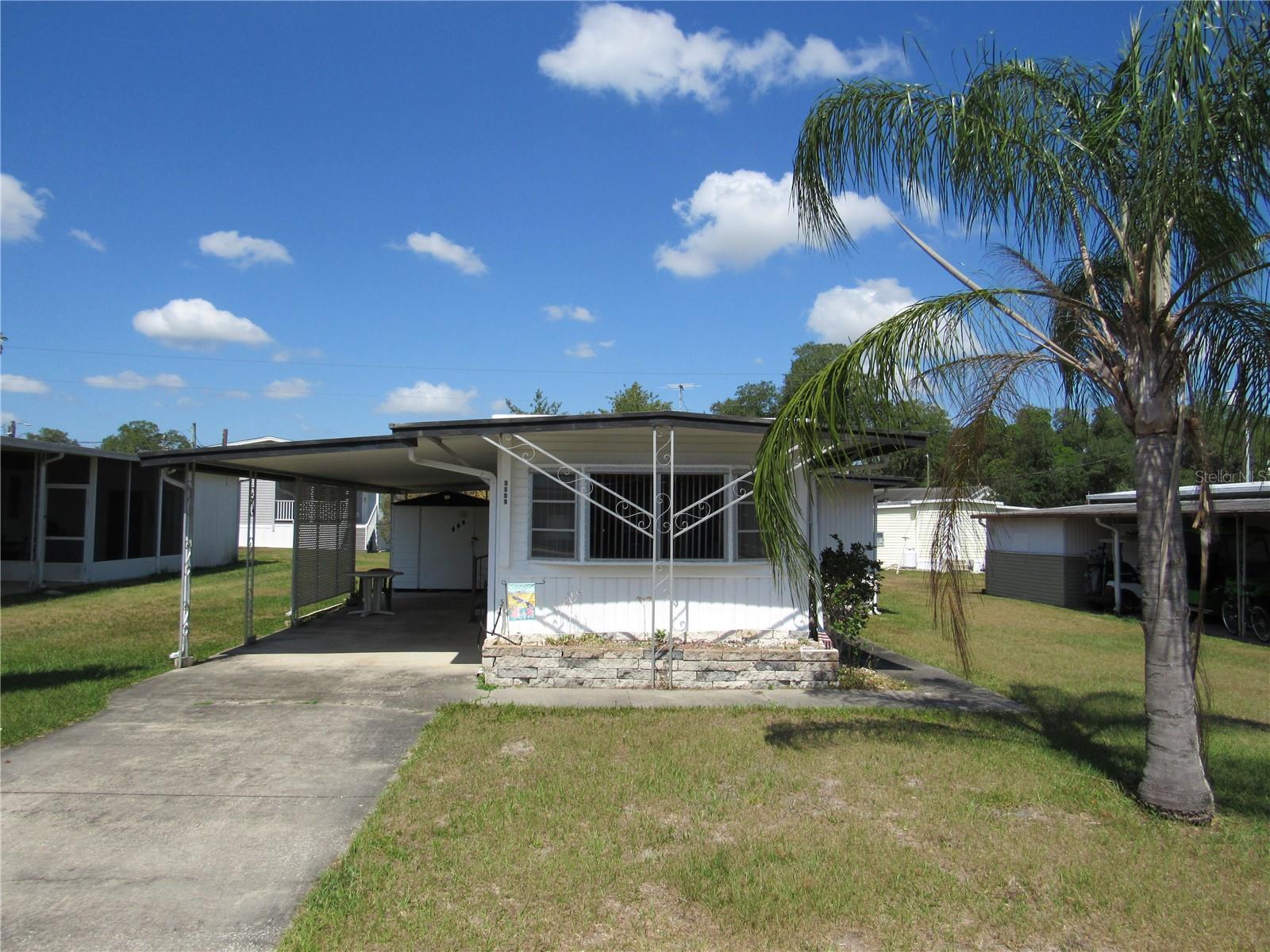 Photo one of 5509 Barbara St Zephyrhills FL 33542 | MLS T3465123