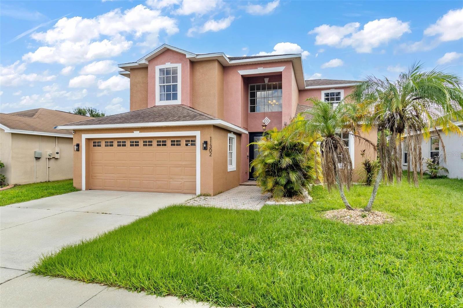 Photo one of 11302 Southwind Lake Dr Gibsonton FL 33534 | MLS T3470778