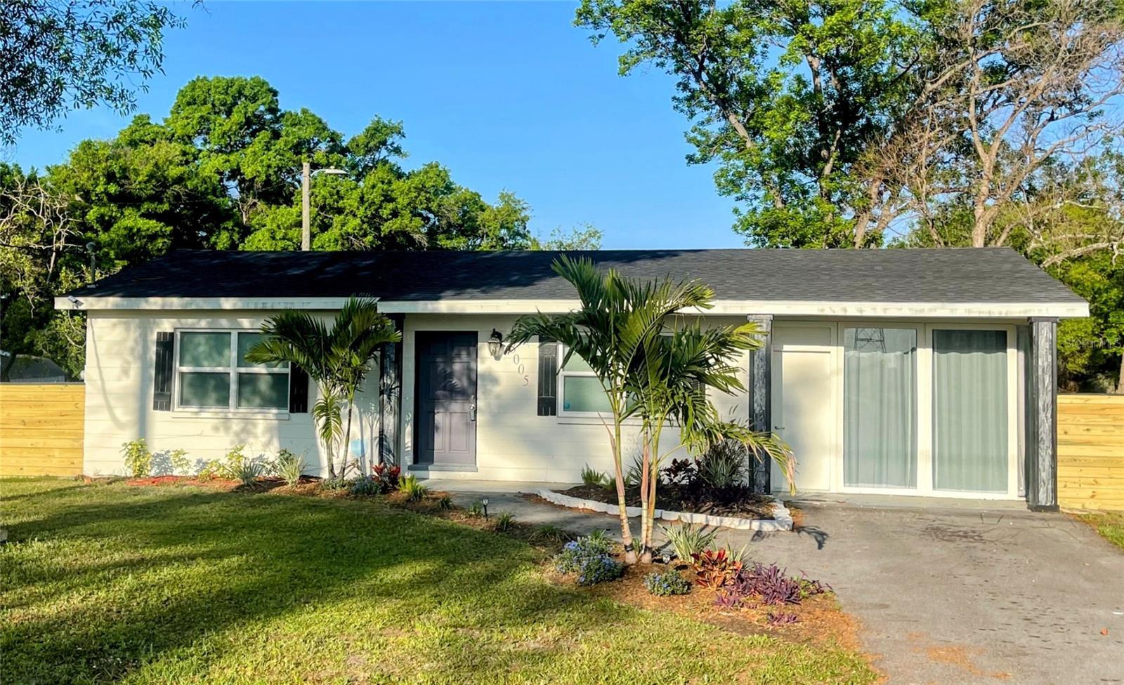 Photo one of 8005 S 78Th St Riverview FL 33578 | MLS T3473490
