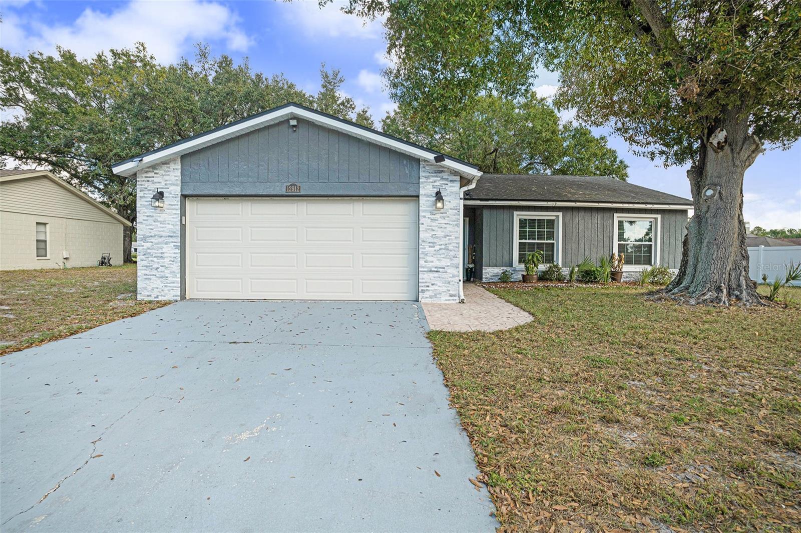Photo one of 12912 Leadwood Dr Riverview FL 33579 | MLS T3486030