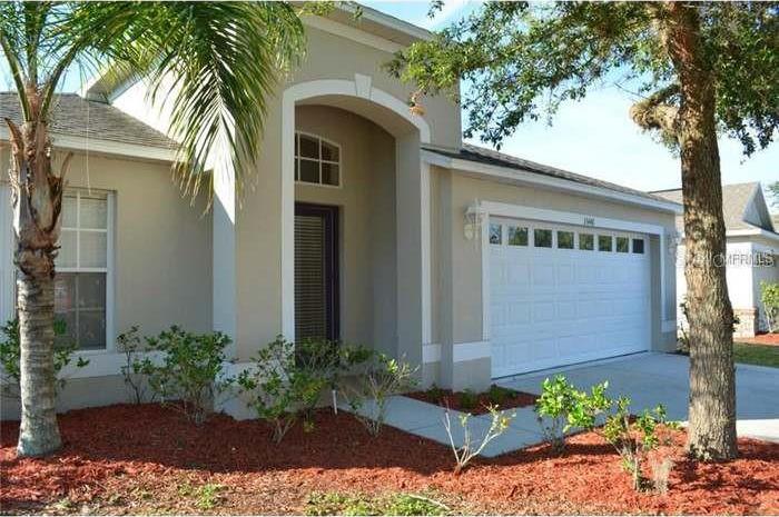 Photo one of 15440 Long Cypress Dr Ruskin FL 33573 | MLS T3491605