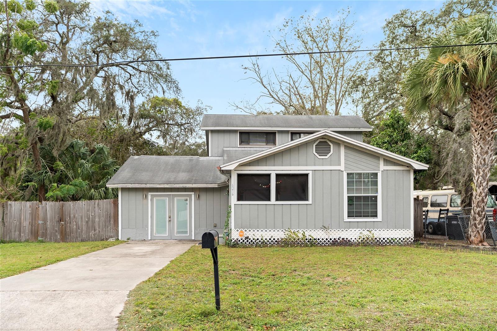 Photo one of 6216 N 44Th St Tampa FL 33610 | MLS T3492482