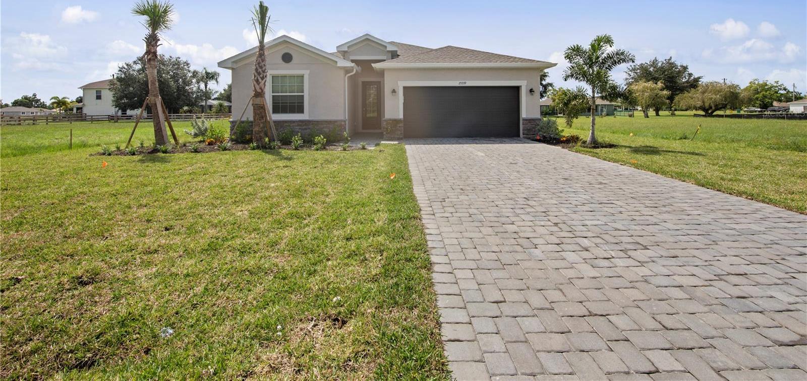 Photo one of 17400 Muscat Ln Punta Gorda FL 33955 | MLS T3496044