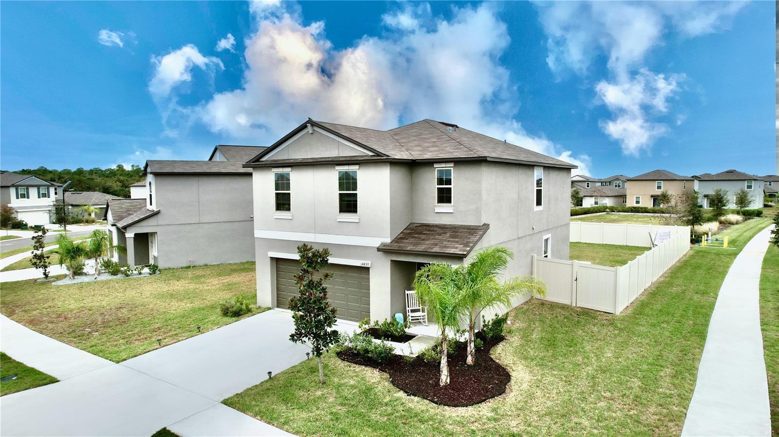 Photo one of 14450 Touch Gold Ln Ruskin FL 33573 | MLS T3496445