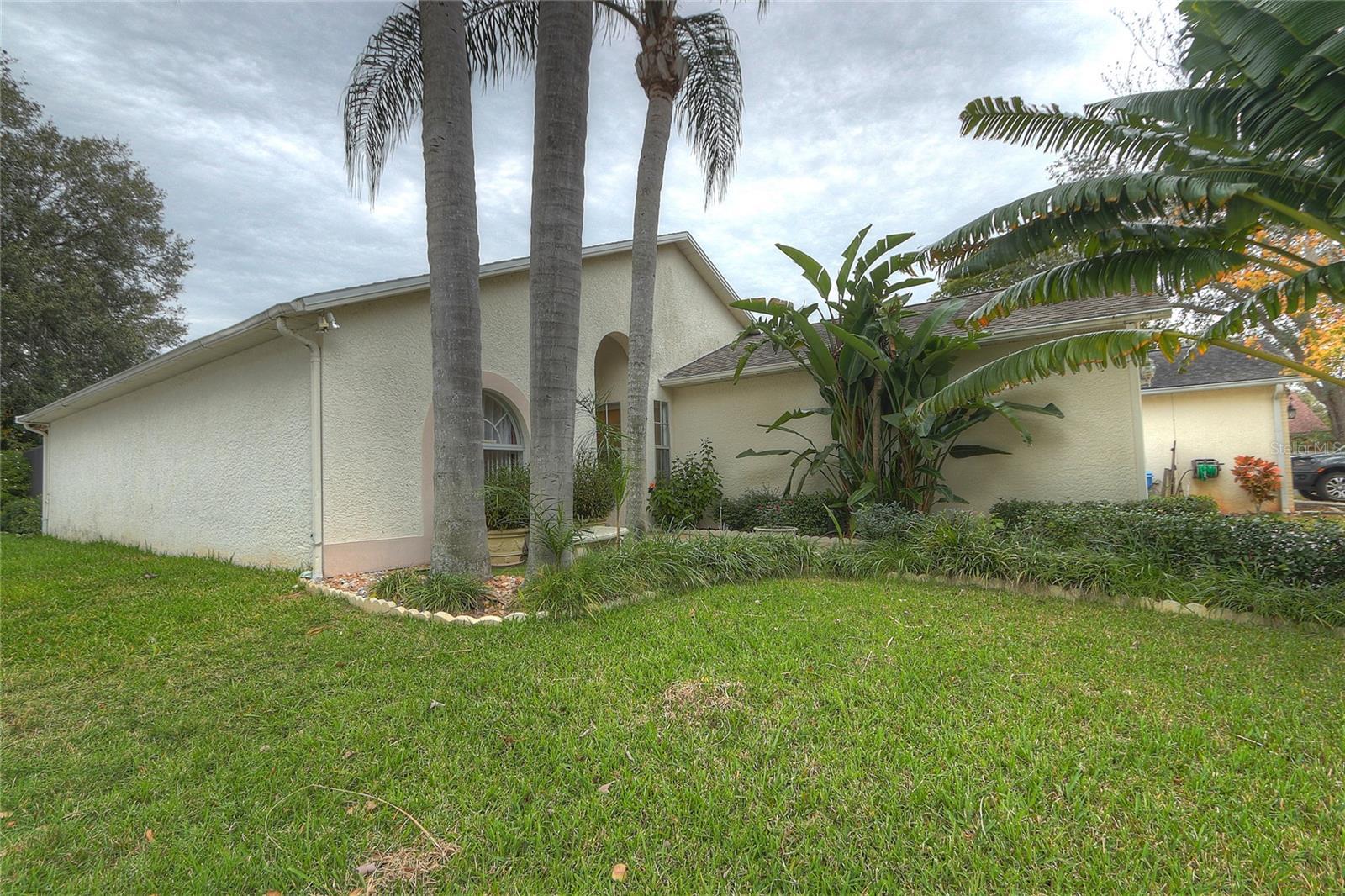 Photo one of 11107 Bloomington Dr Tampa FL 33635 | MLS T3496799
