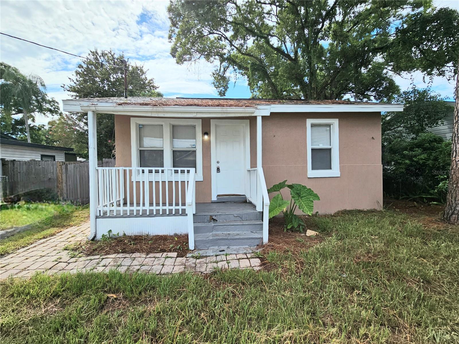 Photo one of 7016 N Oregon Ave Tampa FL 33604 | MLS T3496995