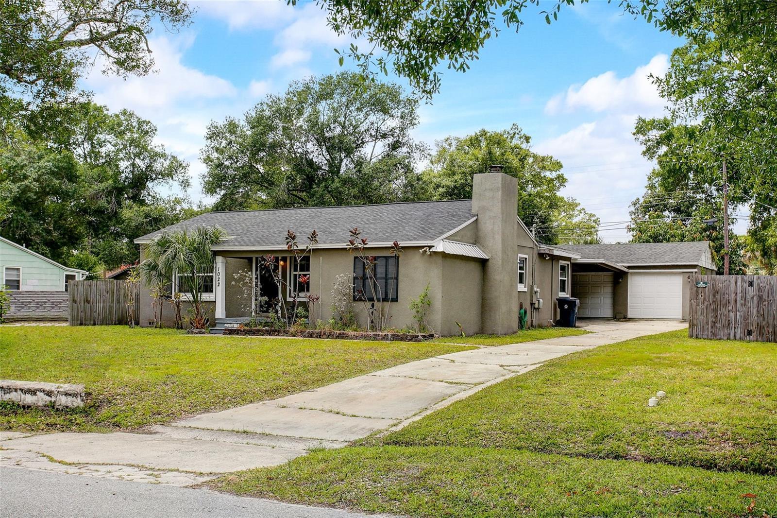 Photo one of 1022 N Bask Dr Tampa FL 33603 | MLS T3498303