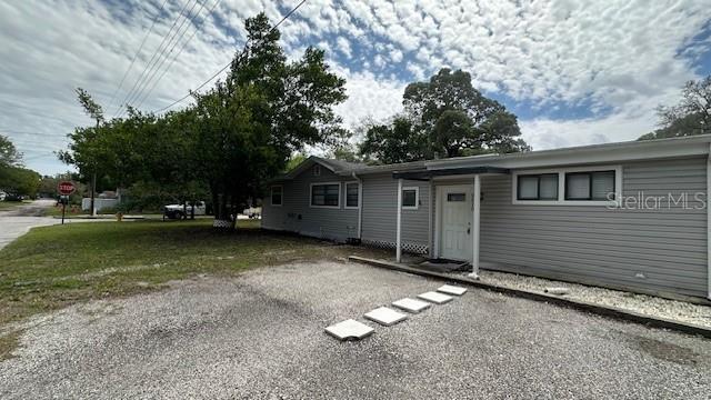 Photo one of 9610 N Willow Ave Tampa FL 33612 | MLS T3500288