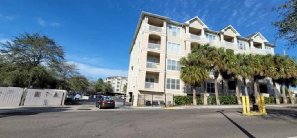 Photo one of 1216 S Missouri Ave # 313 Clearwater FL 33756 | MLS T3501110