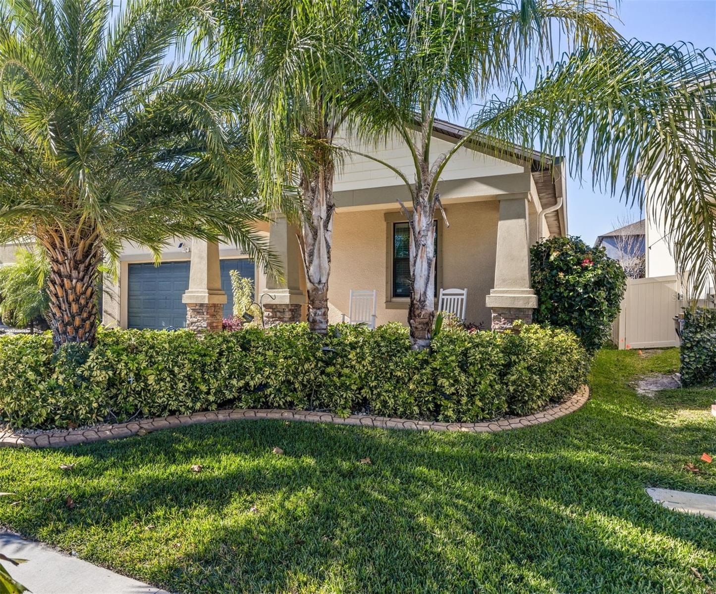 Photo one of 11020 Little Blue Heron Dr Riverview FL 33579 | MLS T3502427
