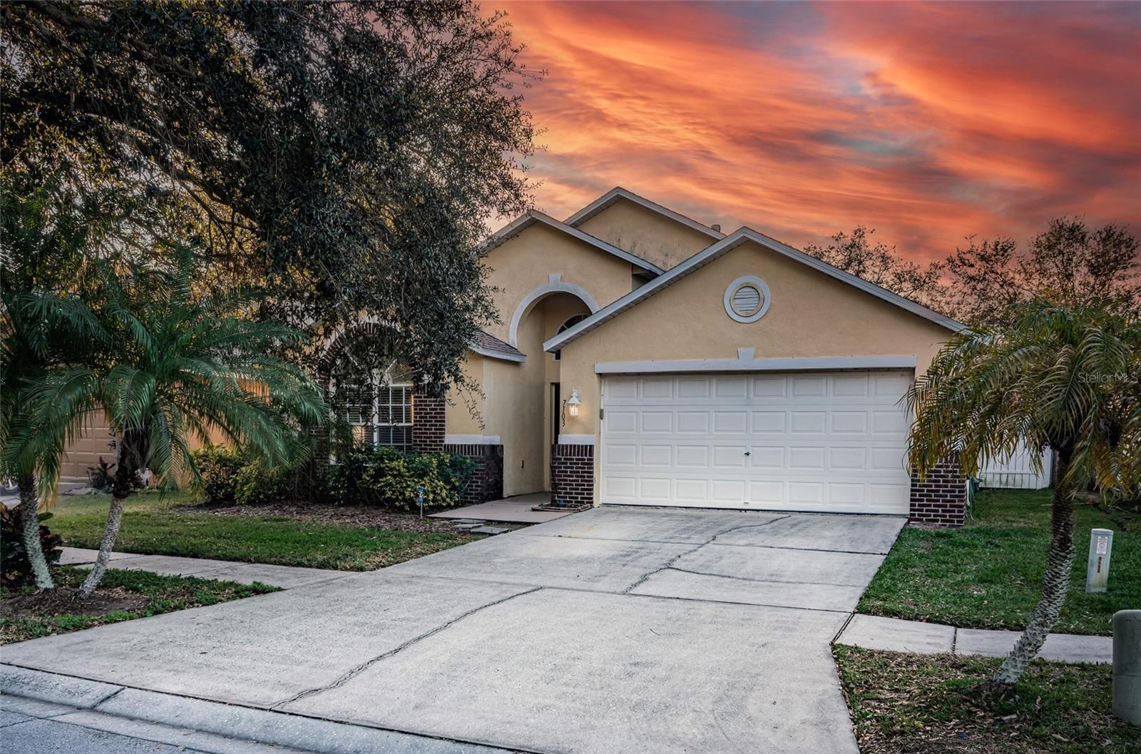 Photo one of 7103 Colony Pointe Dr Riverview FL 33578 | MLS T3503406