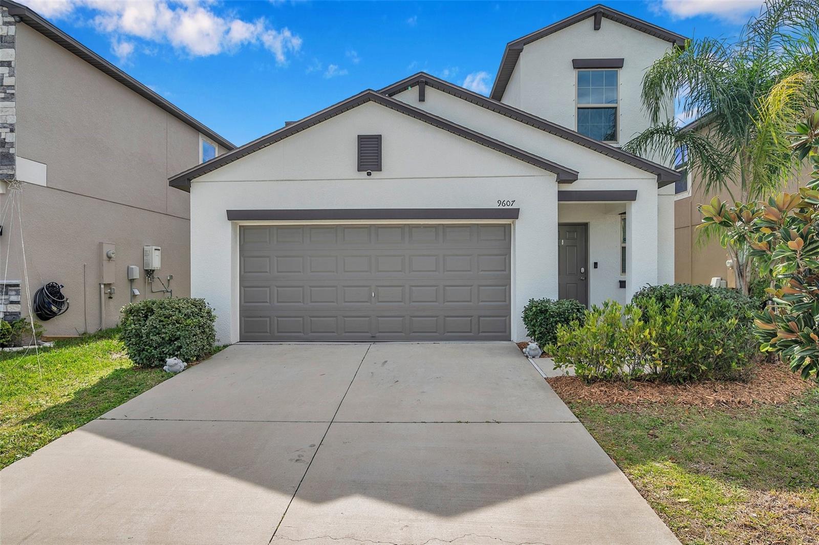 Photo one of 9607 Channing Hill Dr Sun City Center FL 33573 | MLS T3504997
