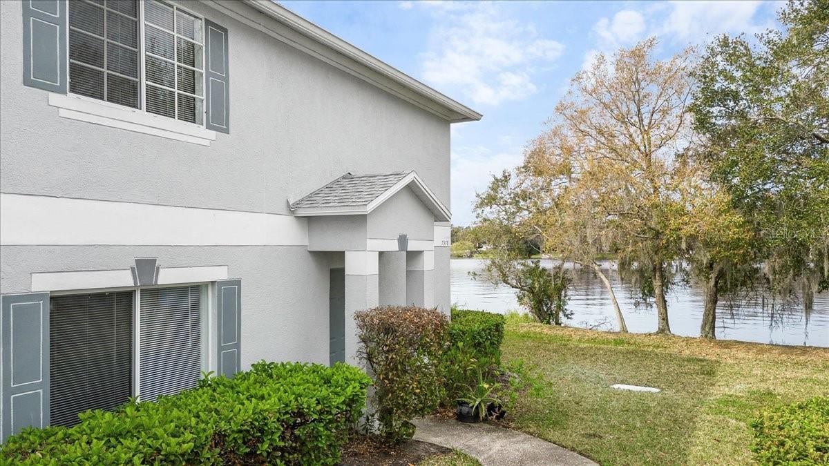 Photo one of 7378 E Bank Dr Tampa FL 33617 | MLS T3505150