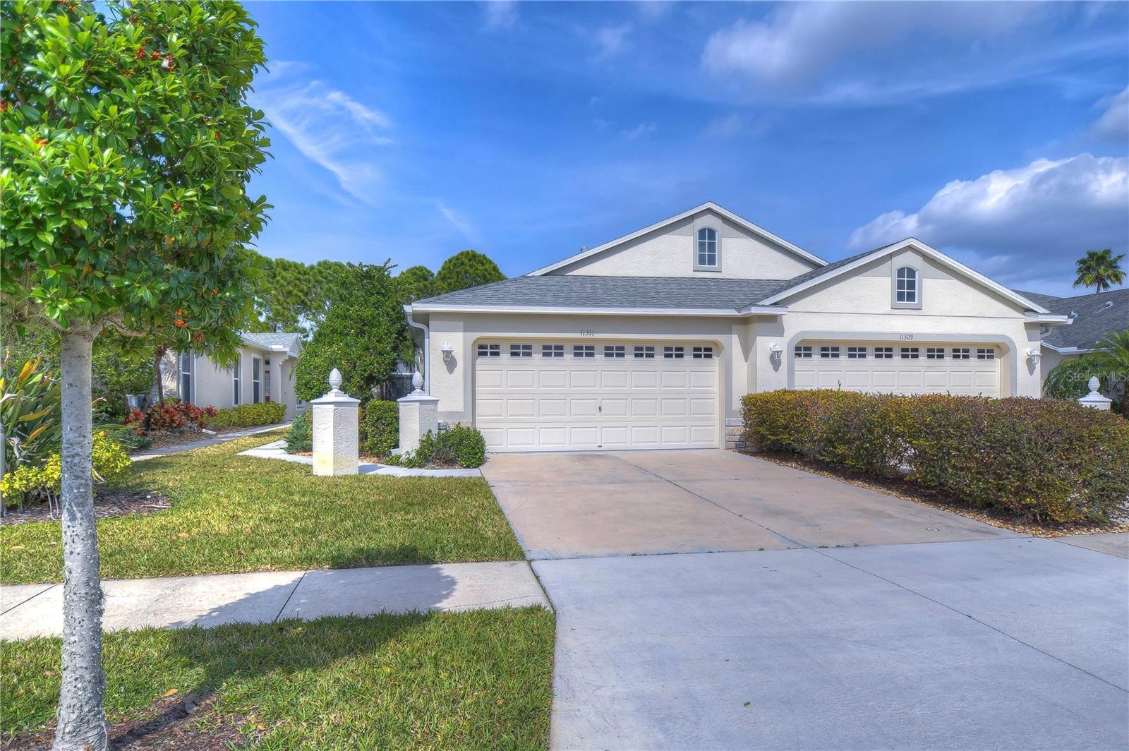 Photo one of 11311 Cambray Creek Loop Riverview FL 33579 | MLS T3505799