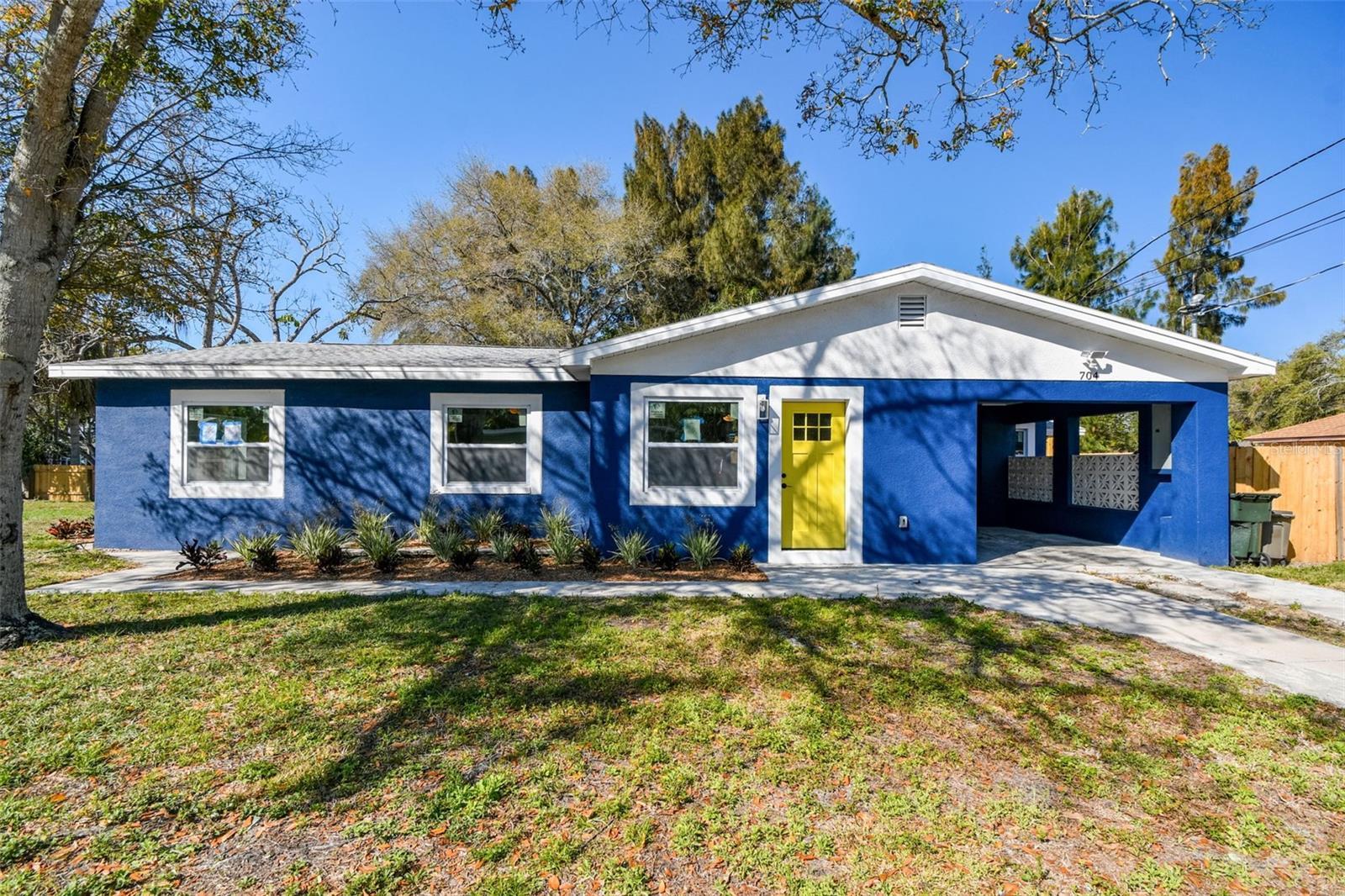 Photo one of 704 14Th Nw Ave Largo FL 33770 | MLS T3506763