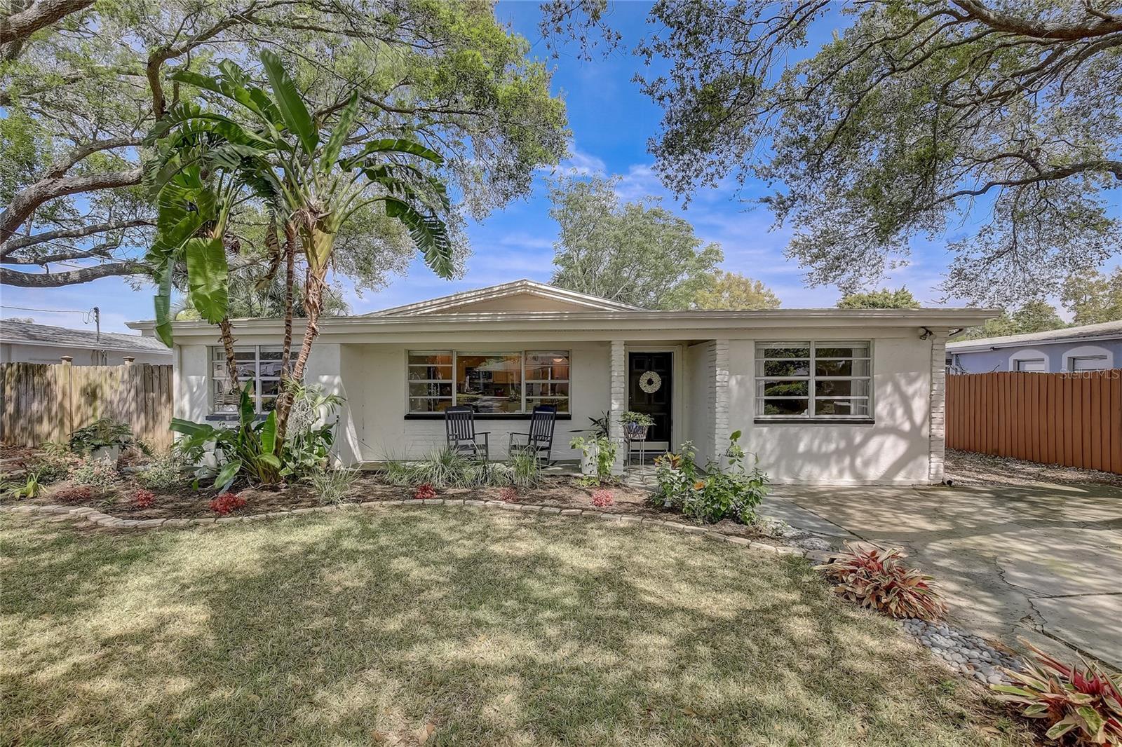 Photo one of 2909 W Rogers Ave Tampa FL 33611 | MLS T3509181