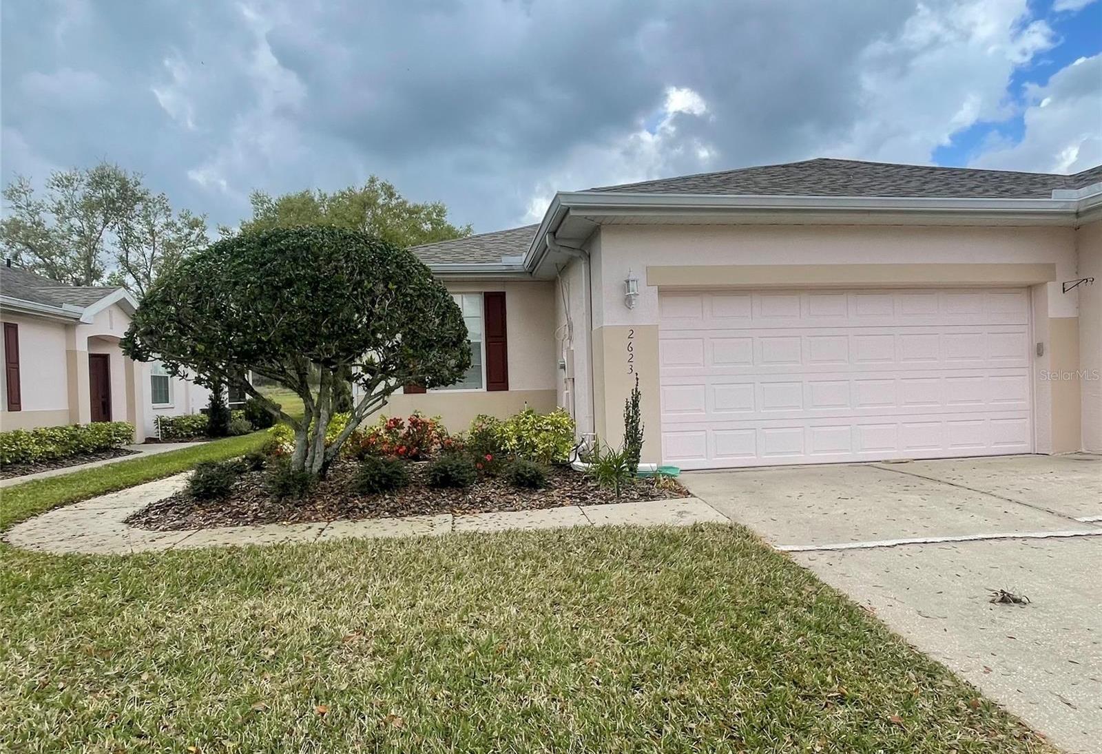 Photo one of 2623 Eagle Greens Dr # 12 Plant City FL 33566 | MLS T3509778