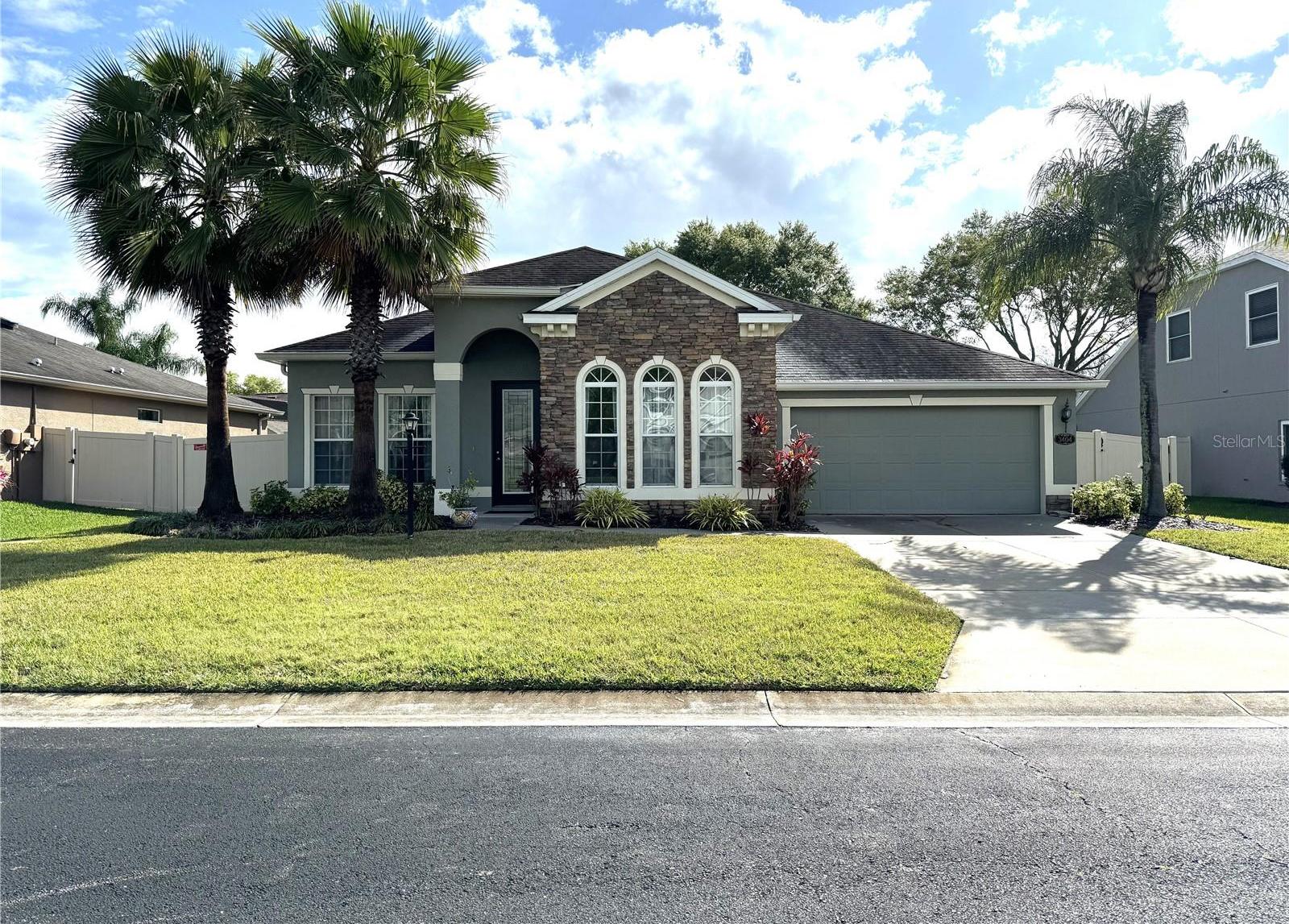 Photo one of 3404 Regner Dr Plant City FL 33566 | MLS T3510104