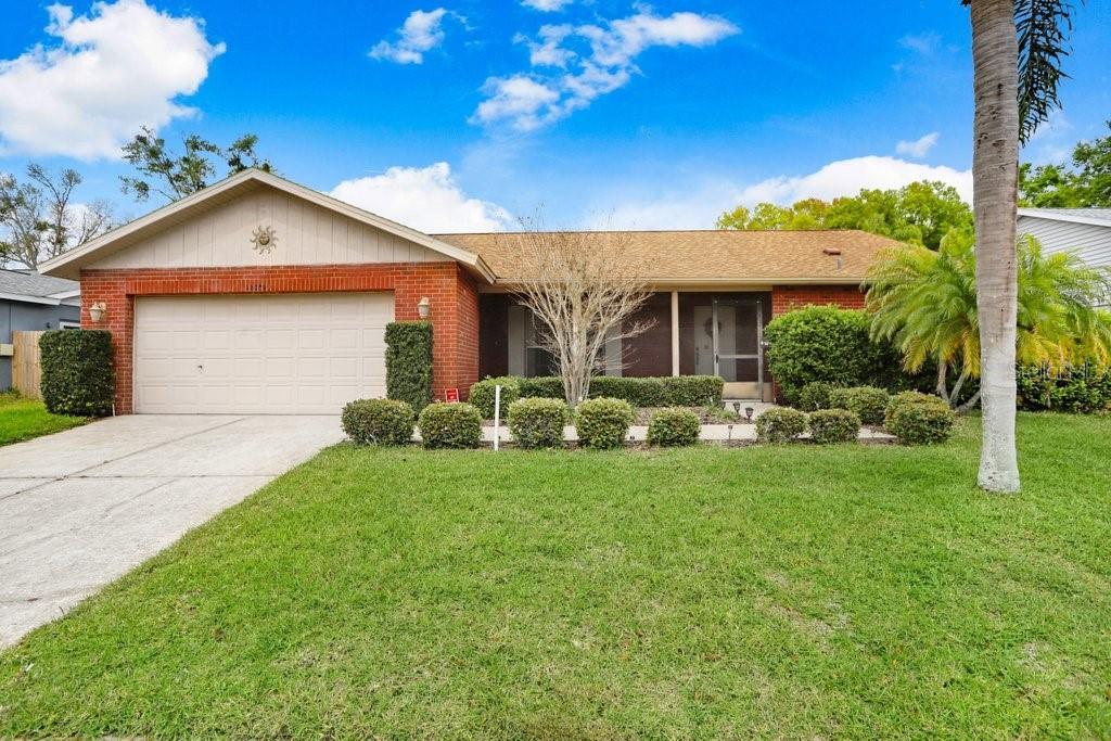 Photo one of 12829 Tallowood Dr Riverview FL 33579 | MLS T3510641
