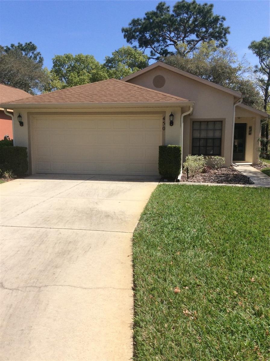 Photo one of 450 Candlestone Ct Spring Hill FL 34609 | MLS T3510971