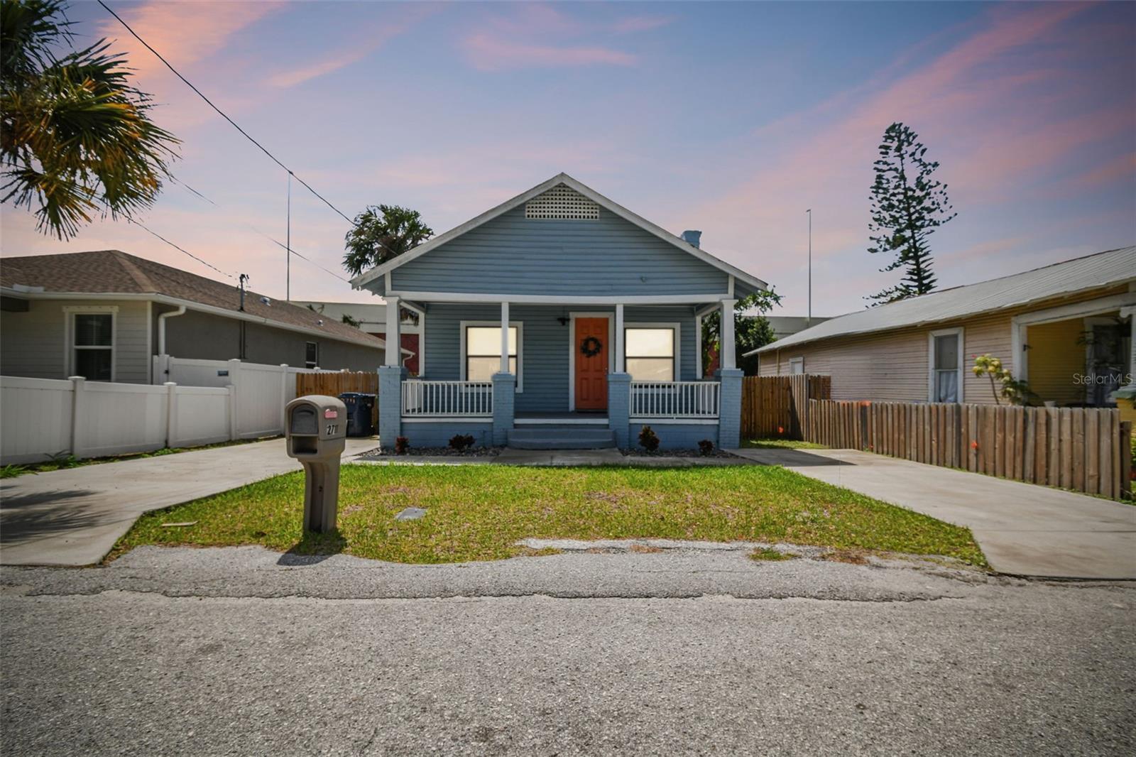 Photo one of 2711 E 15Th Ave Tampa FL 33605 | MLS T3511336