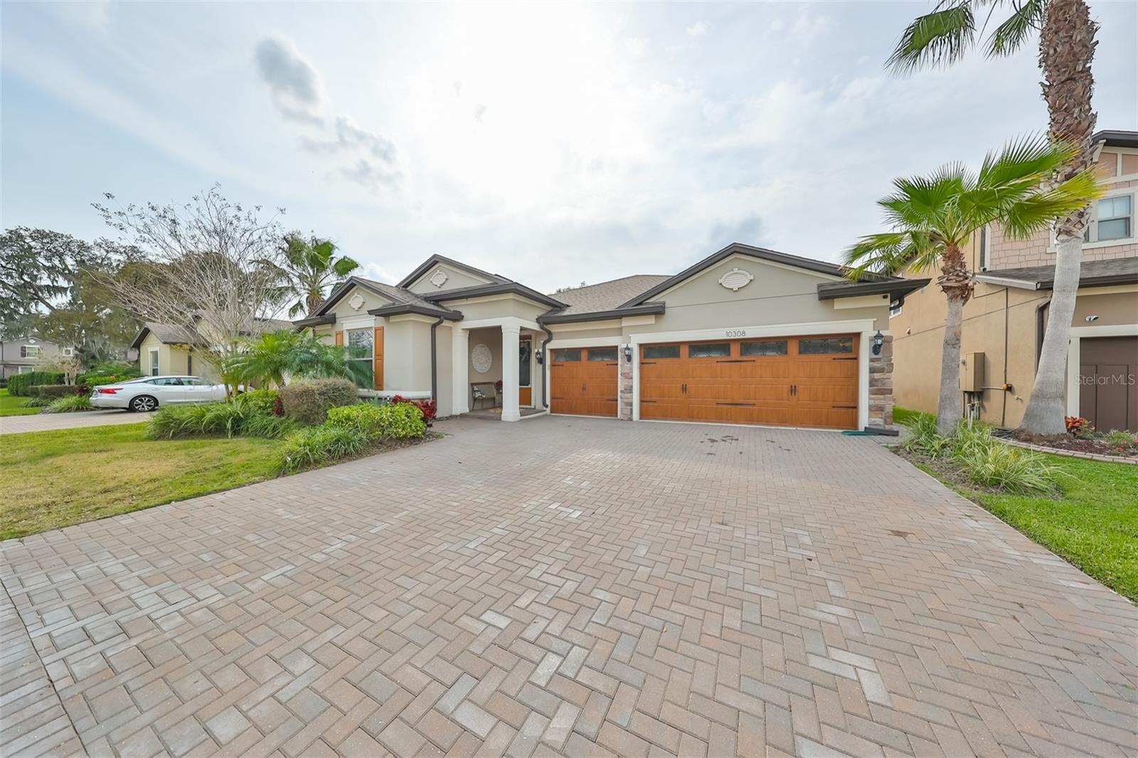 Photo one of 10308 Scarlet Chase Dr Riverview FL 33569 | MLS T3511549