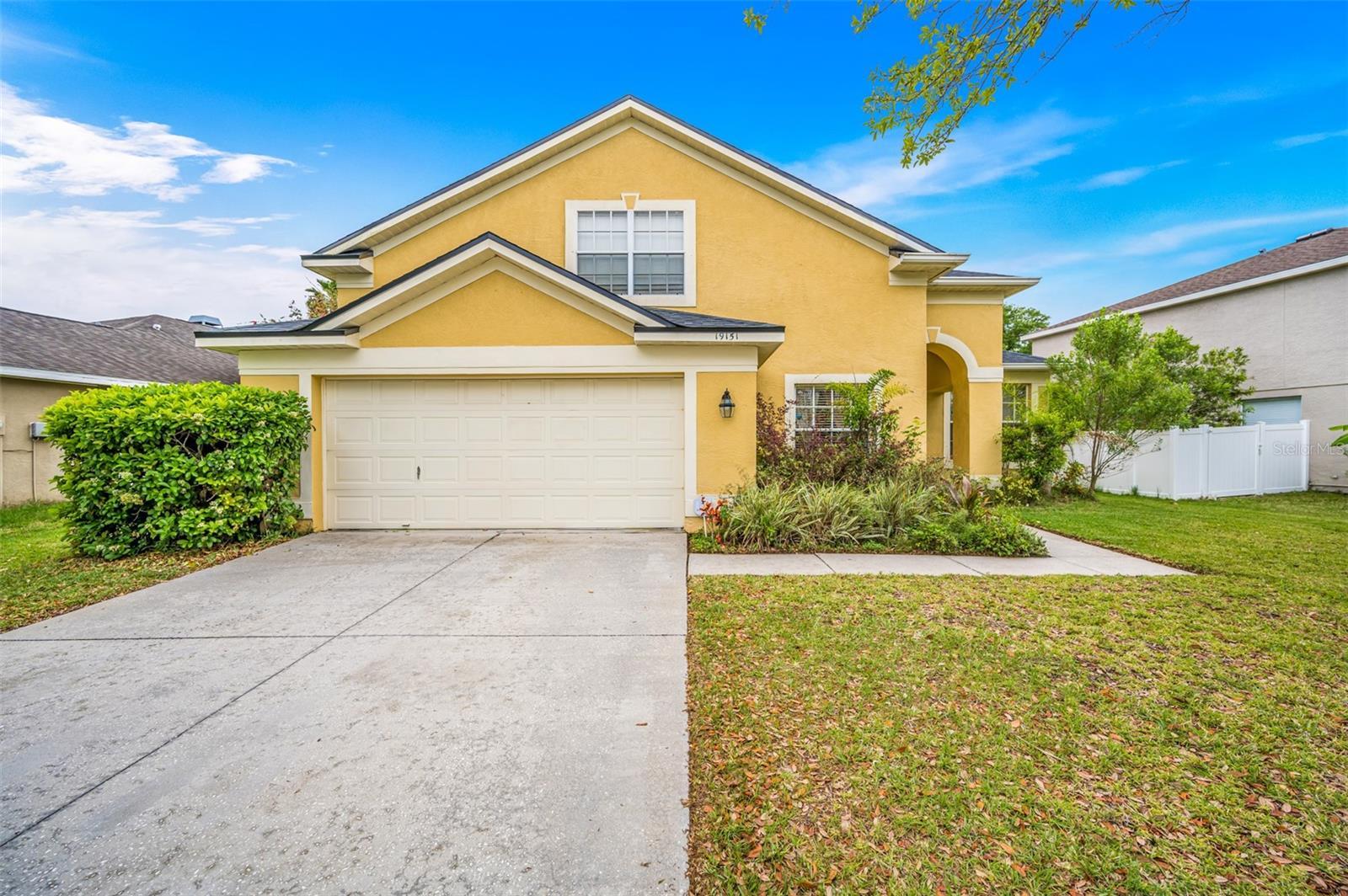 Photo one of 19151 Dove Creek Dr Tampa FL 33647 | MLS T3513698