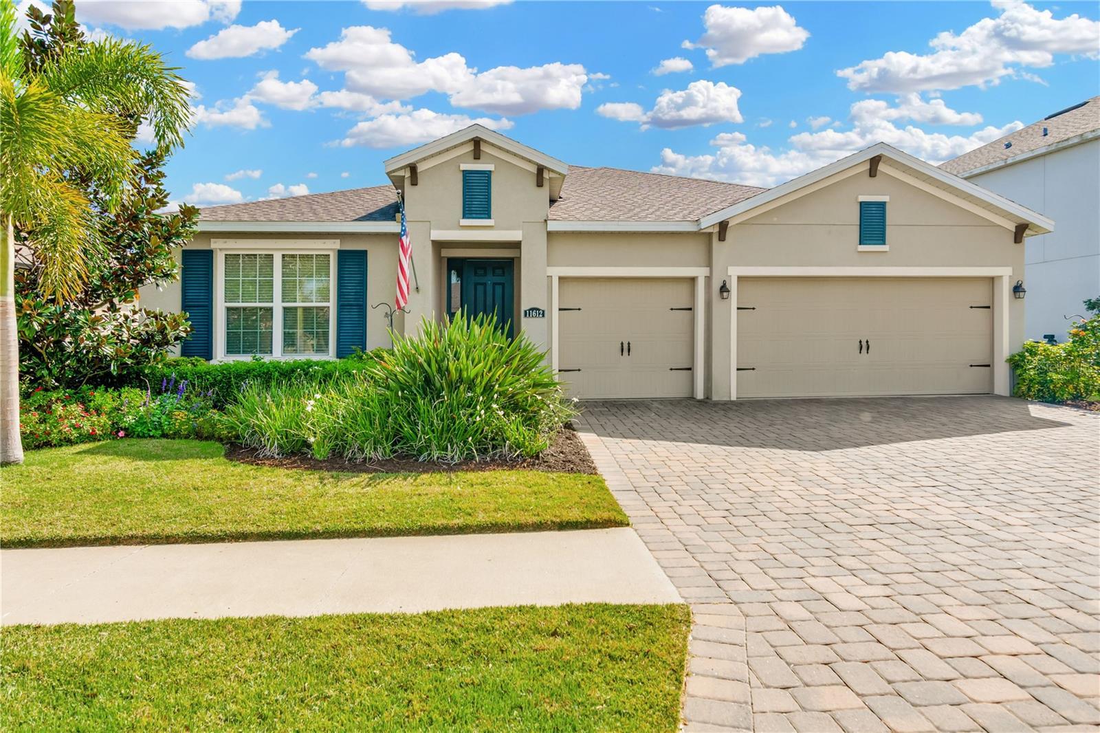 Photo one of 11612 Lake Lucaya Dr Riverview FL 33579 | MLS T3513973