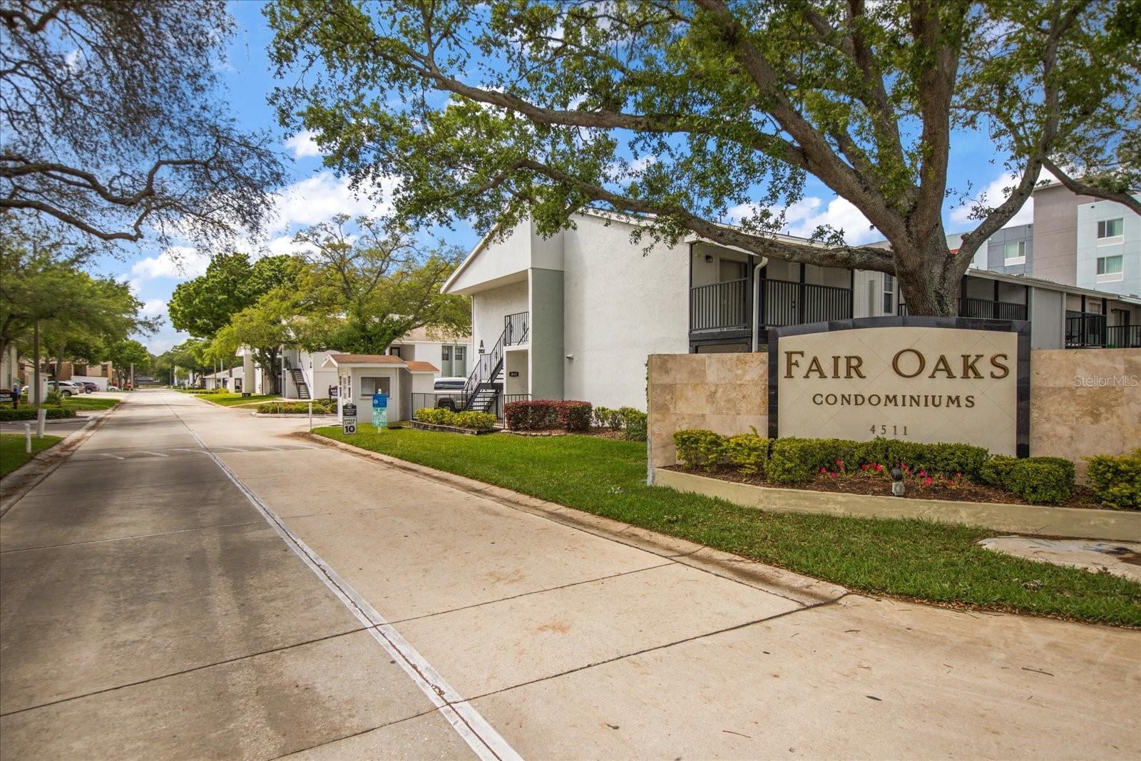 Photo one of 3817 N Oak Dr # H32 Tampa FL 33611 | MLS T3514682