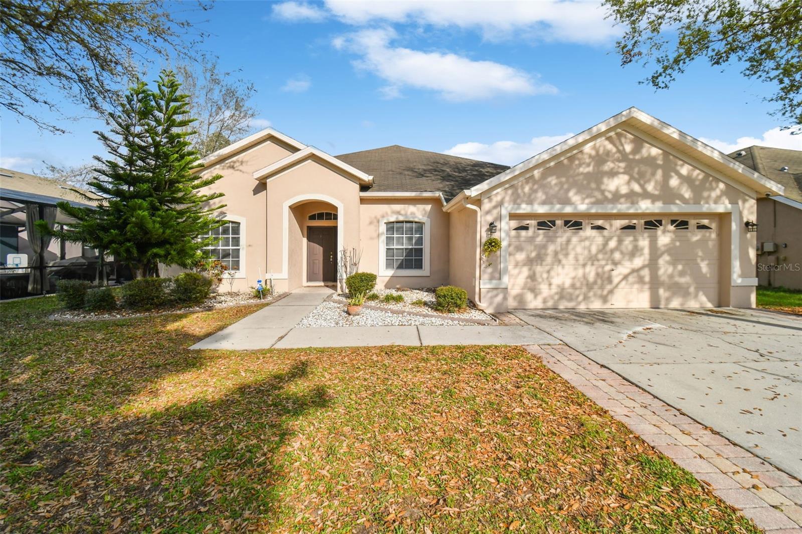 Photo one of 11806 Summer Springs Dr Riverview FL 33579 | MLS T3515028