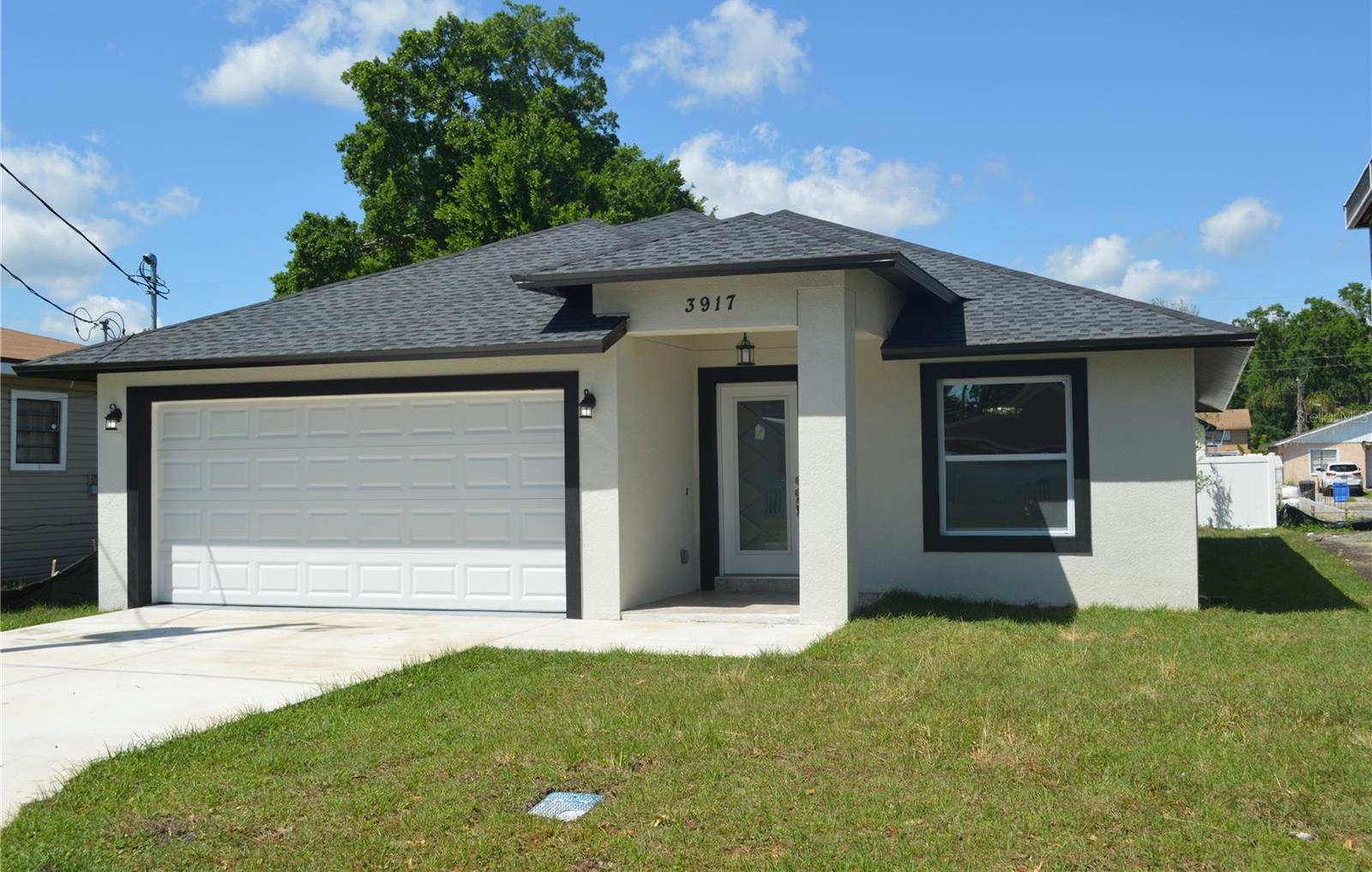 Photo one of 3917 W Robson St Tampa FL 33614 | MLS T3515098