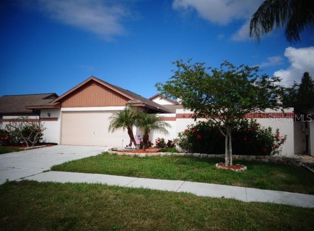 Photo one of 7012 Westminster St Tampa FL 33635 | MLS T3515364