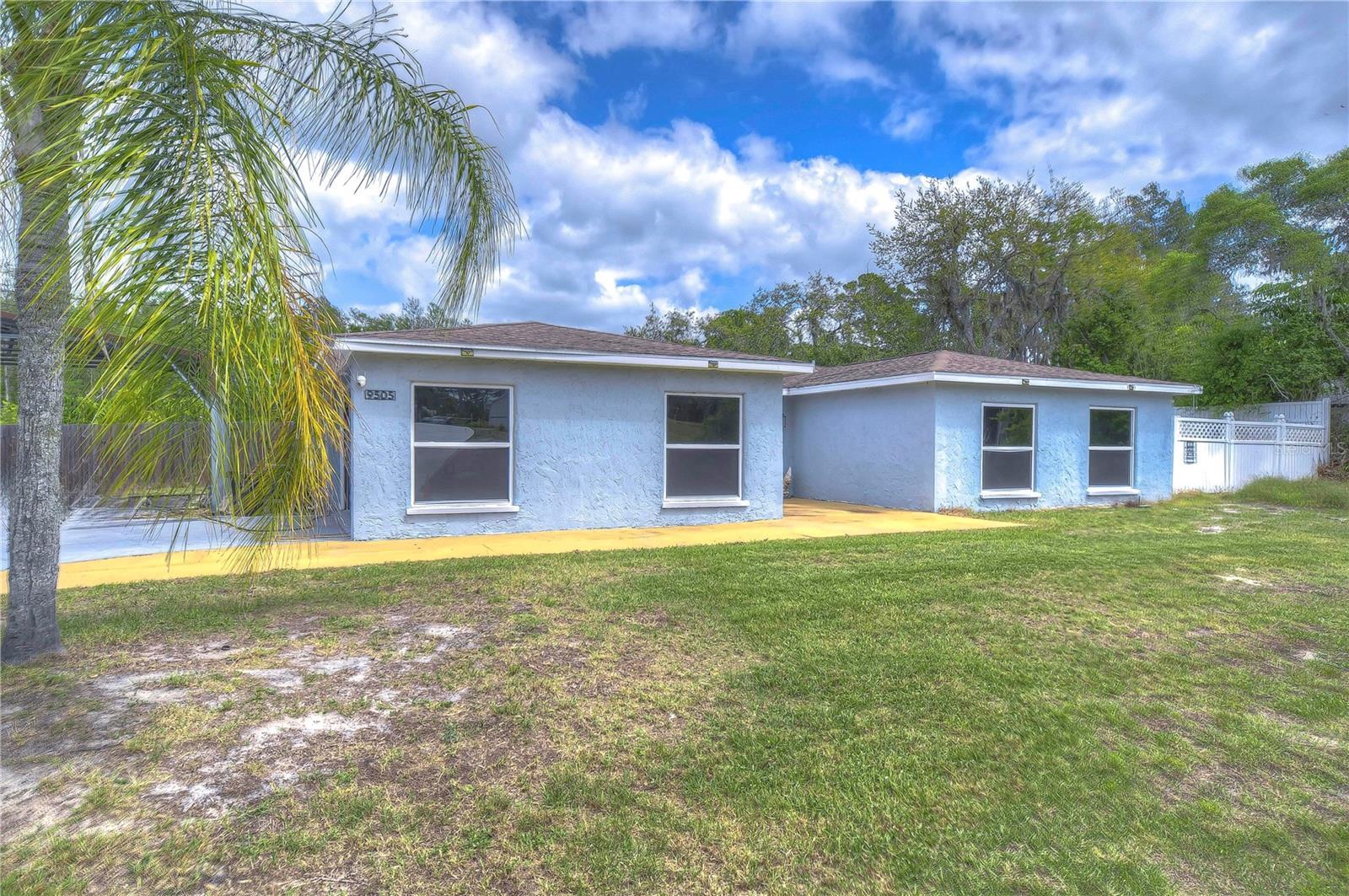 Photo one of 9505 Delray Dr New Port Richey FL 34654 | MLS T3516425