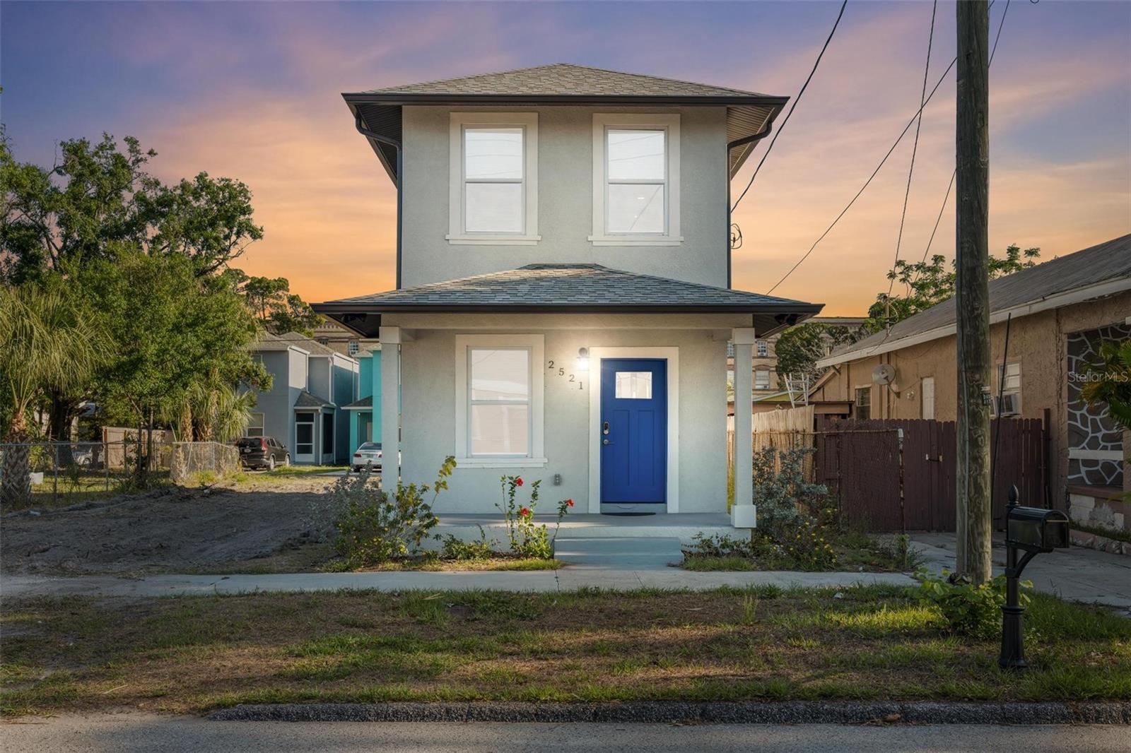 Photo one of 2521 W Union St Tampa FL 33607 | MLS T3516743