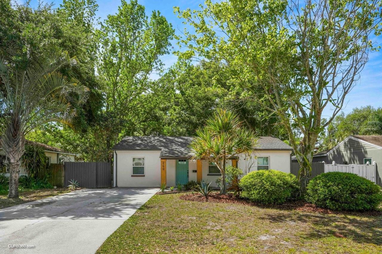 Photo one of 240 42Nd Ne Ave St Petersburg FL 33703 | MLS T3516877