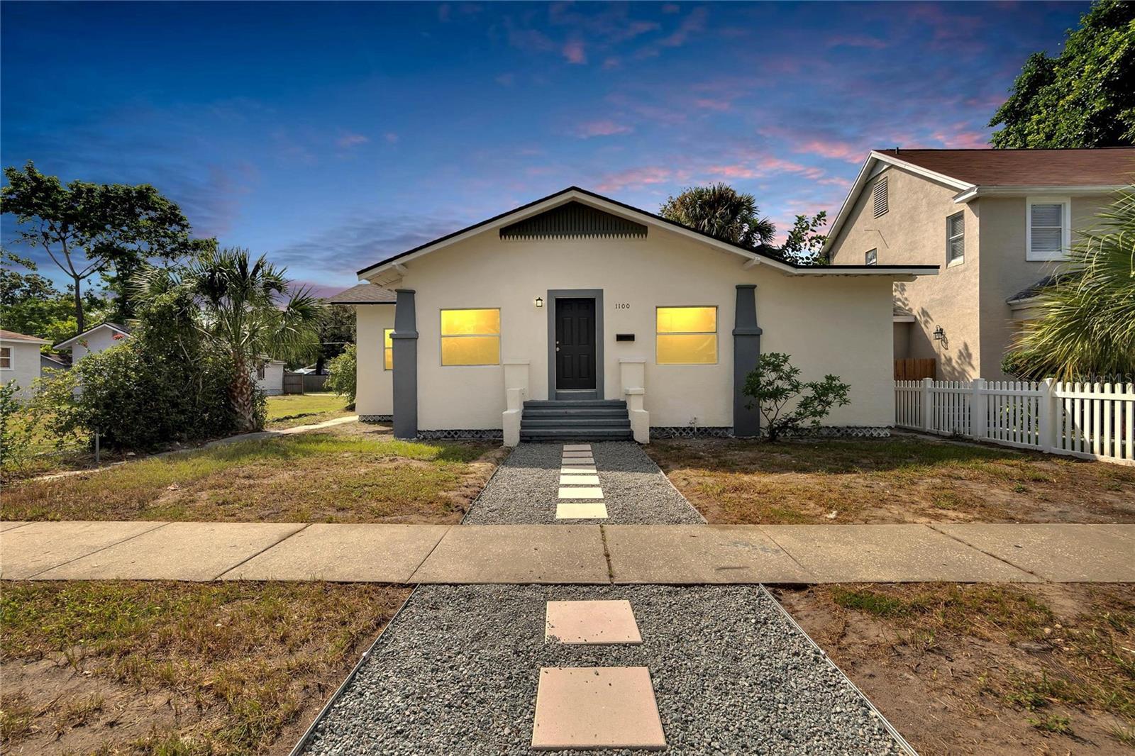 Photo one of 1100 Melrose S Ave St Petersburg FL 33705 | MLS T3517133
