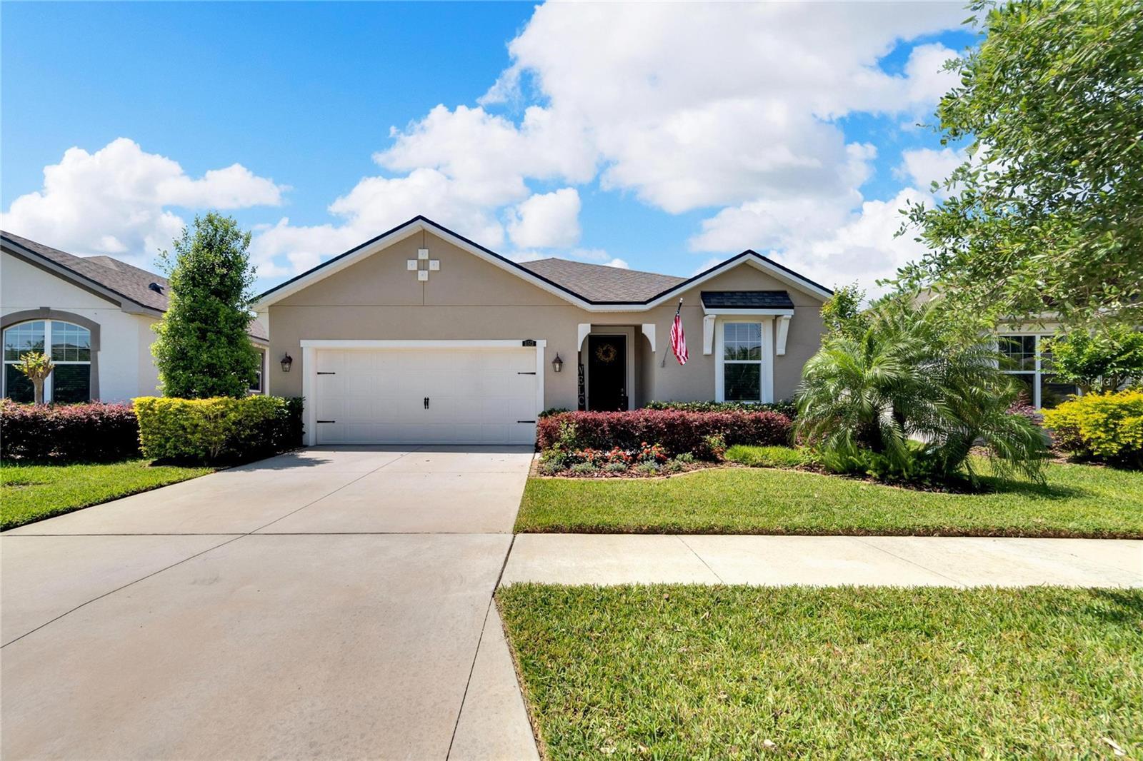 Photo one of 11513 Blue Woods Dr Riverview FL 33569 | MLS T3518268