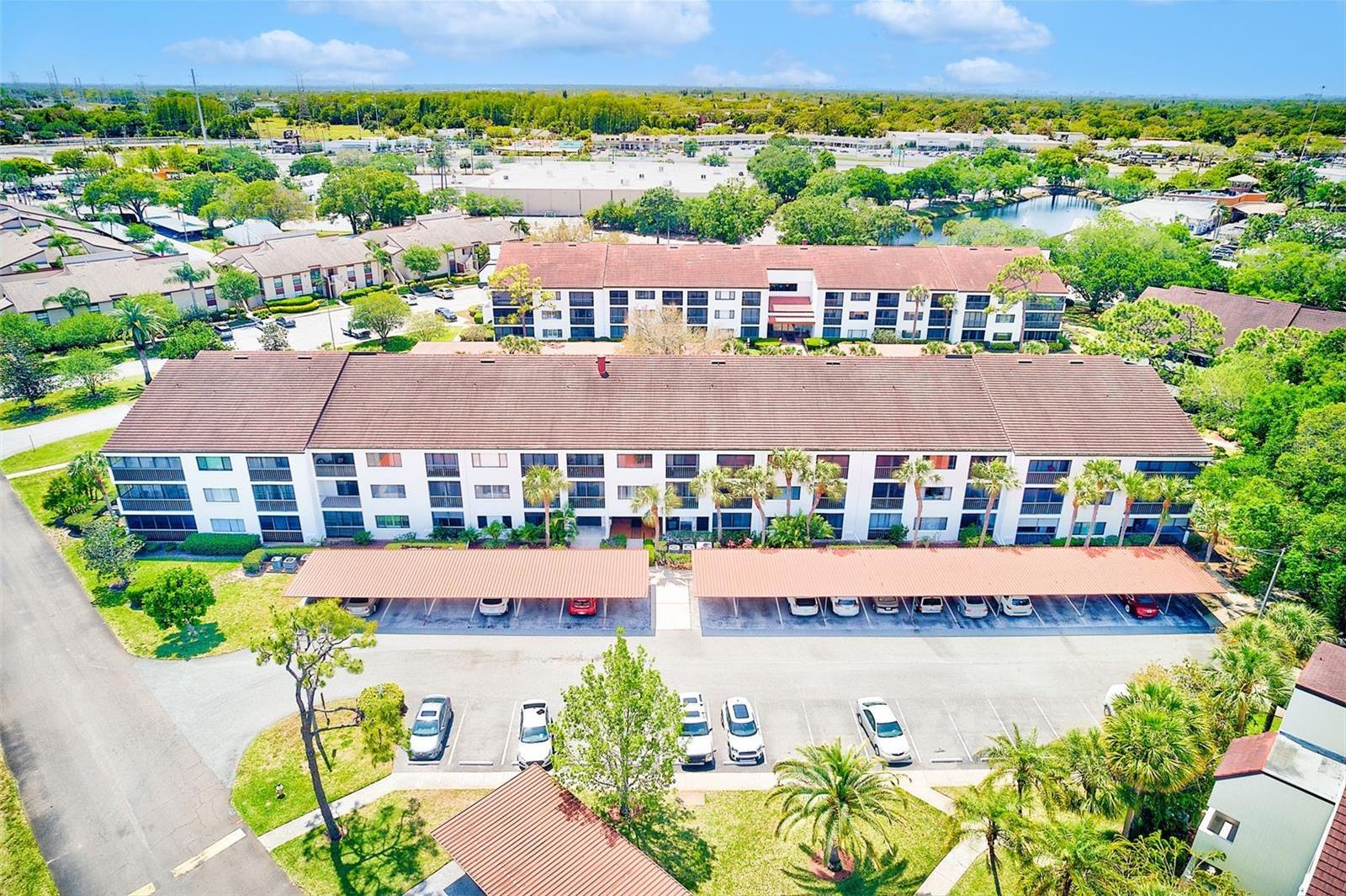 Photo one of 2593 Countryside Blvd # 7206 Clearwater FL 33761 | MLS T3518402