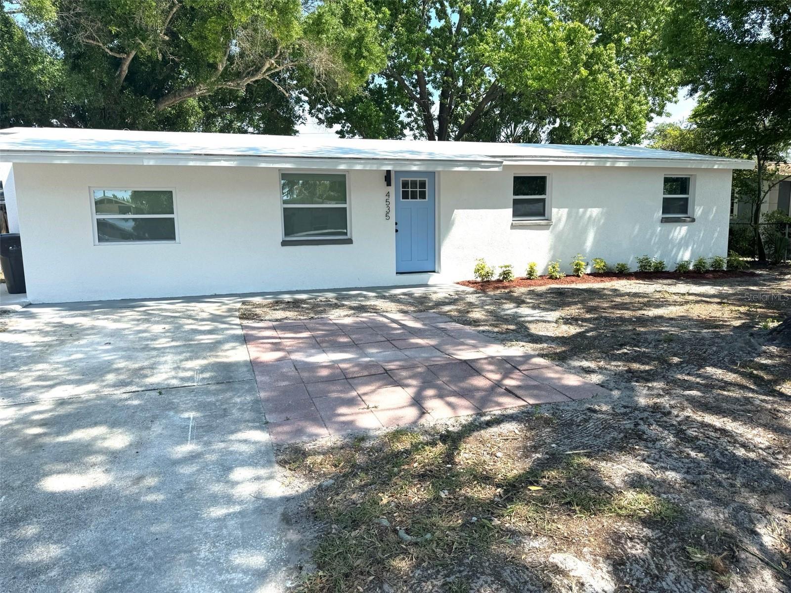 Photo one of 4535 W Henry Ave Tampa FL 33614 | MLS T3518505