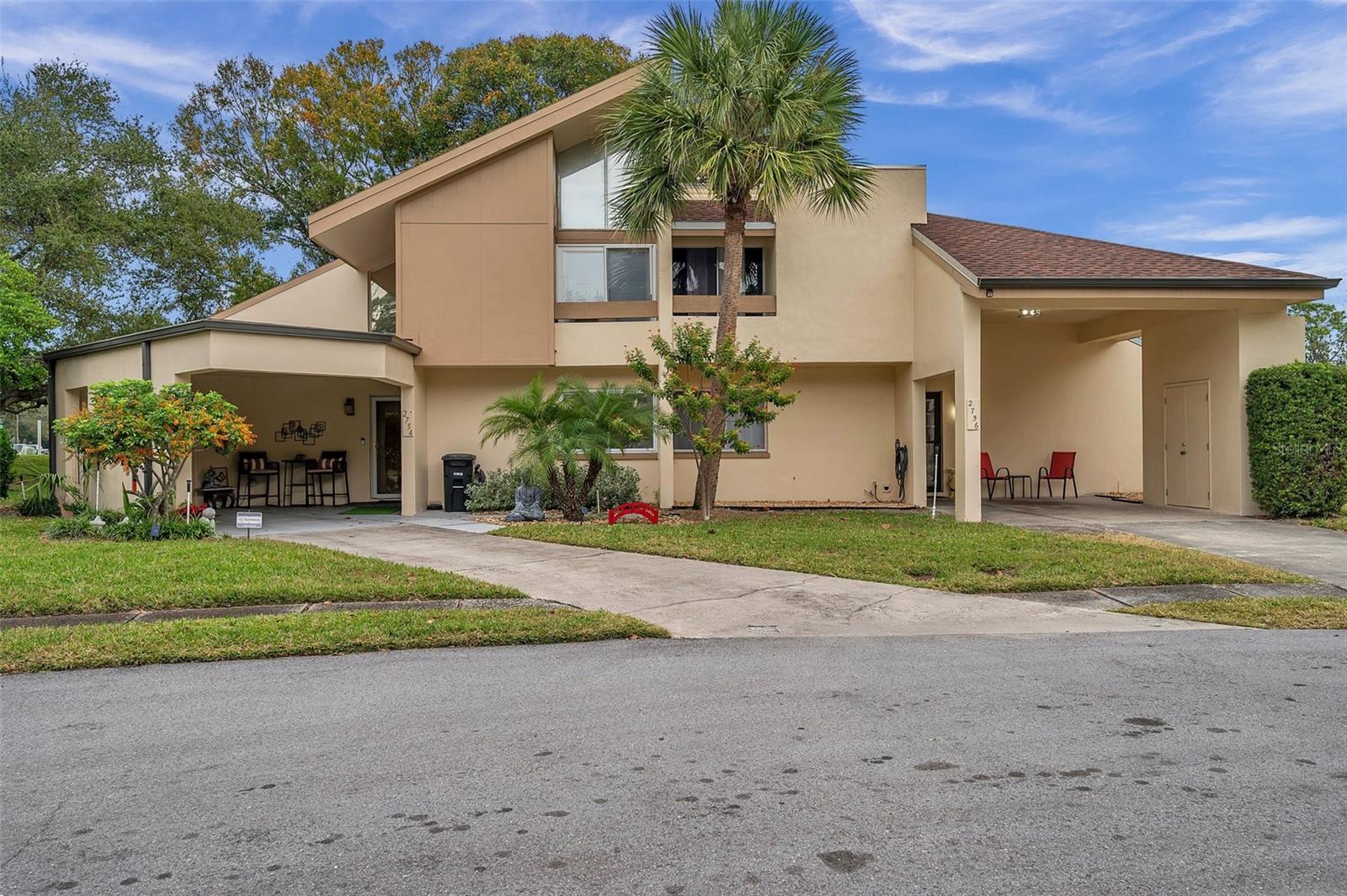 Photo one of 2756 Foxfire Ct Clearwater FL 33761 | MLS T3518523