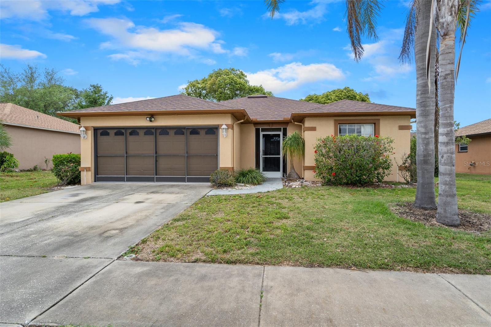 Photo one of 13833 Pimberton Dr Hudson FL 34669 | MLS T3518553