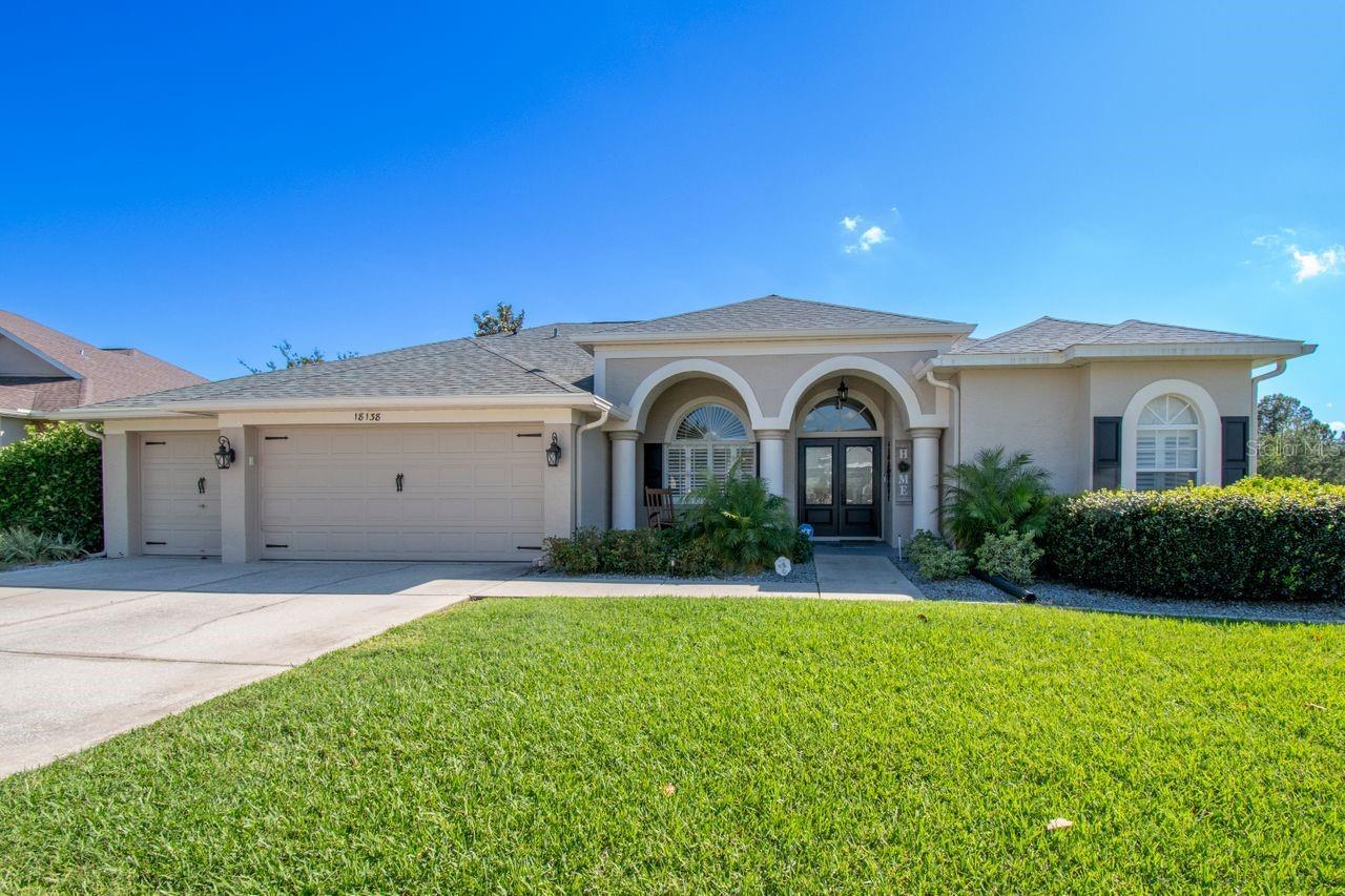 Photo one of 18138 Clearview Dr Brooksville FL 34604 | MLS T3518782