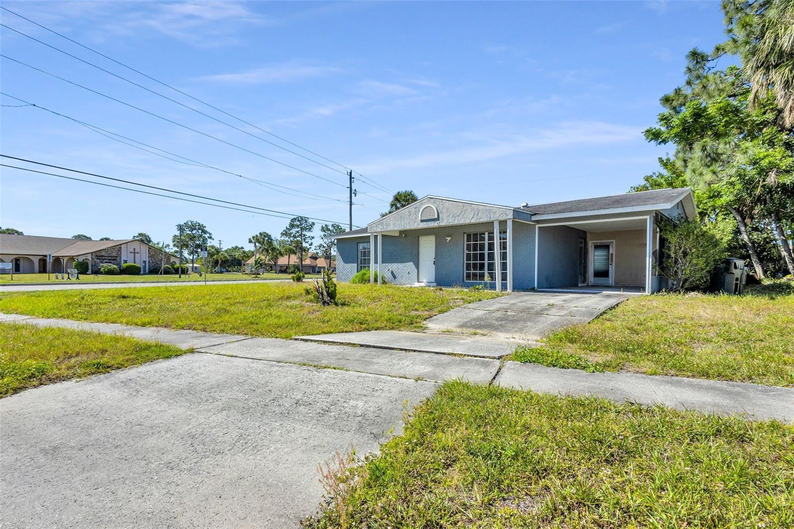 Photo one of 8003 Boca Grande Ave North Port FL 34287 | MLS T3518859